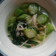 Canh mướp tần ô nấm kim châm