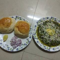 A picture of Green Pavbhaji.