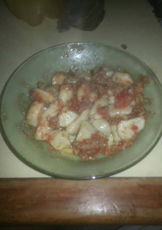 Una foto de Ñoquis de papa con salsa boloñesa