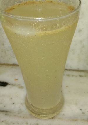 A picture of Nimbu pani.