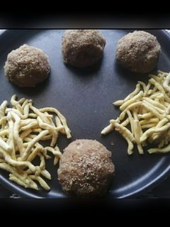 ચુરમા લાડુ (Churma Laddu recipe in gujarati) રેસીપી મુખ્ય ફોટો