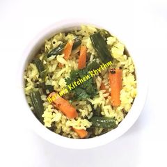 A picture of Vegetable lemon rice.