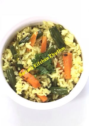 A picture of Vegetable lemon rice.