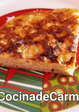 Una foto de Tortilla de plátano con tortita de arroz