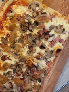 Foto de Pizza de Cogumelos e Bacon