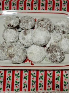 Una foto de Polvorones de chocolate y nuez