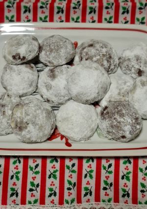 Una foto de Polvorones de chocolate y nuez