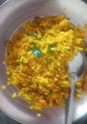 पोहा (Poha recipe in hindi) रेसिपी मुख्य फोटो