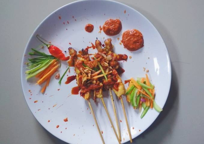 Cara Bikin Sate ayam dengan saus kacang dan acar Yang Enak