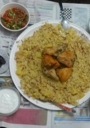 صورة لوصفة مقلوبه بطاطا وزهره