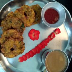 A picture of Bread vada.