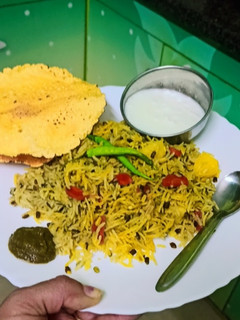 उड़द दाल की खिचड़ी(udad dal ki khichdi recipe in hindi) रेसिपी मुख्य फोटो