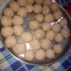 Nariyal laddoo A picture of Nariyal laddoo.