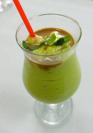 Hình của món Sinh tố bơ cafe thơm béo lạ vị.