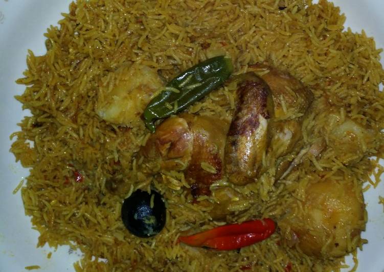 رز بالدجاج والبطاطس 😋