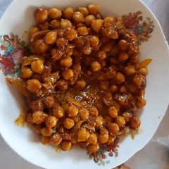 A picture of Curried chickpeas.