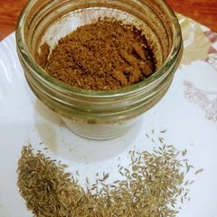 A picture of Roasted Cumin Powder (Bhuna Zeera Powder).