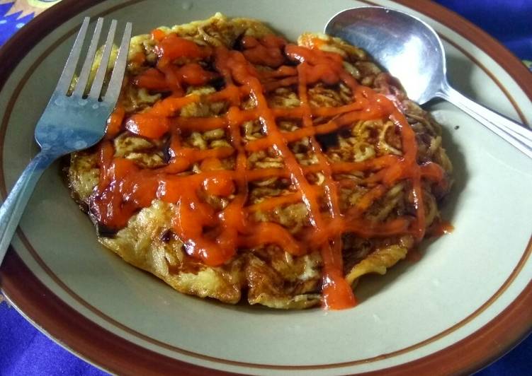Resep: saat makan malamOmmelette mie/pizza mie