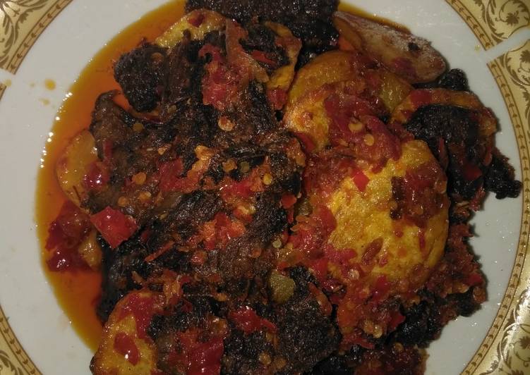 Dendeng daging dan kentang balado