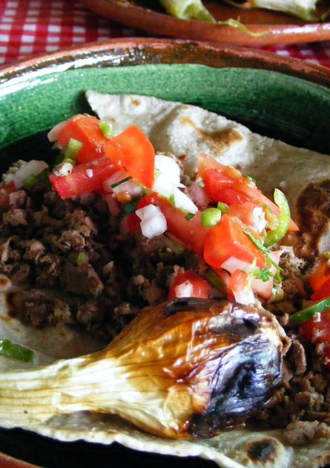 Una foto de Taco mexicanos campestres o  placero de chorizo para la cristiada