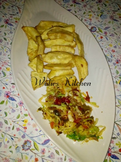 A picture of Sweet potatoes with cabbage sauce.