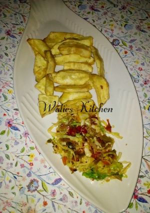 A picture of Sweet potatoes with cabbage sauce.