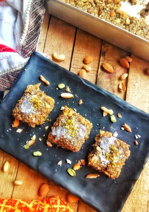 A picture of Caramel Millet Burfi.
