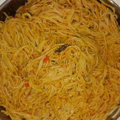 A picture of Jollof spagetti.