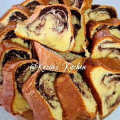 A picture of Marble Cake.