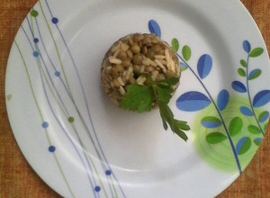 Una foto de Arroz con lentejas