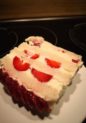 超簡易草莓蛋糕 的食譜成品照片