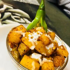 A picture of Cumin Garlic potato.