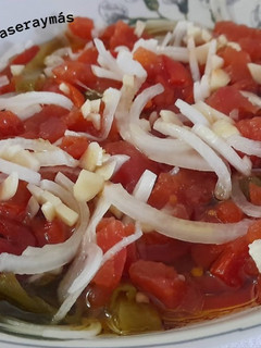 Una foto de Ensalada malagueña de pimientos asados -en airfryer-