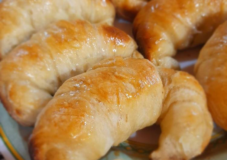 Medialunas de manteca 🥐🥐🥐