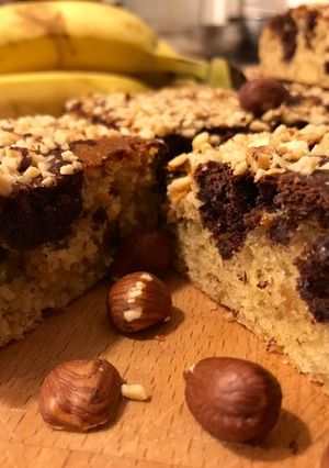 O poză a rețetei Chec cu banane, cacao și alune.