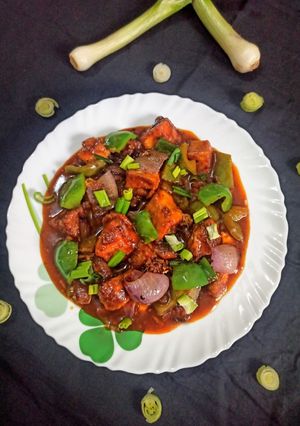 चिली पनीर (Chilli paneer recipe in hindi) रेसिपी मुख्य फोटो