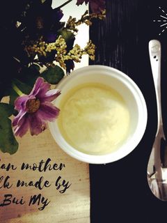 Hình của món Flan phô mai sữa mẹ.
