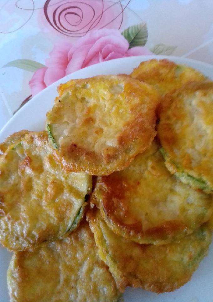 Кабачки в часниково-майонезному клярі