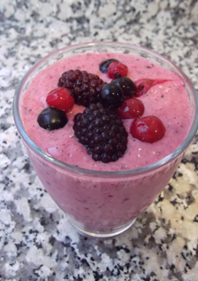 Una foto de Batido de frutos rojos