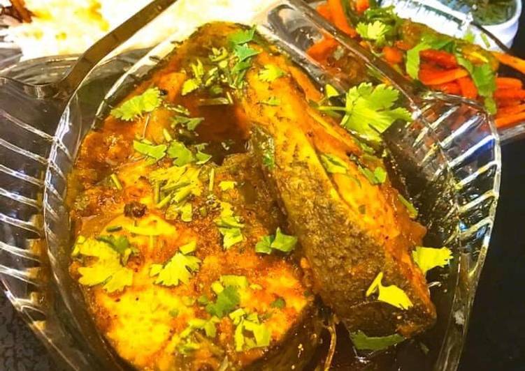 Recipe of Super Quick Homemade Signature Memoni Fish Curry🌹🌹