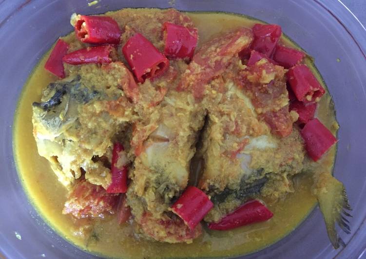 Resep Bawal bumbu acar kuning Anti Gagal