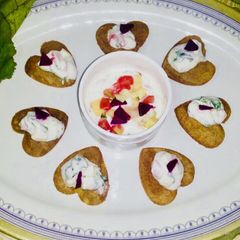A picture of Kuttu bites.