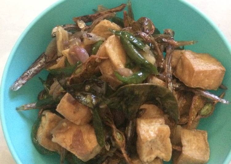 Sambal ijo iris