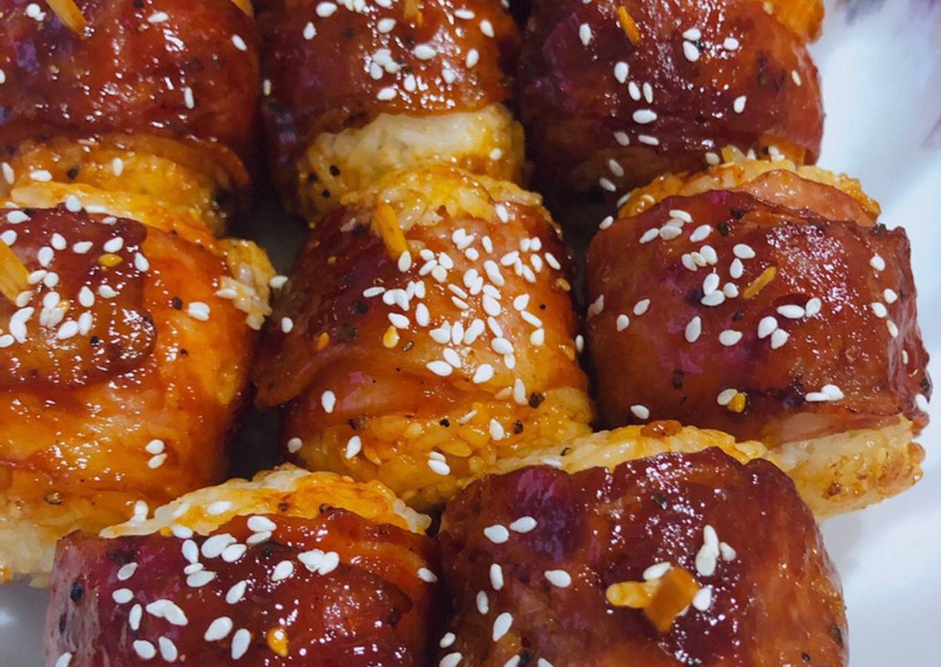 Spicy bacon and rice roll