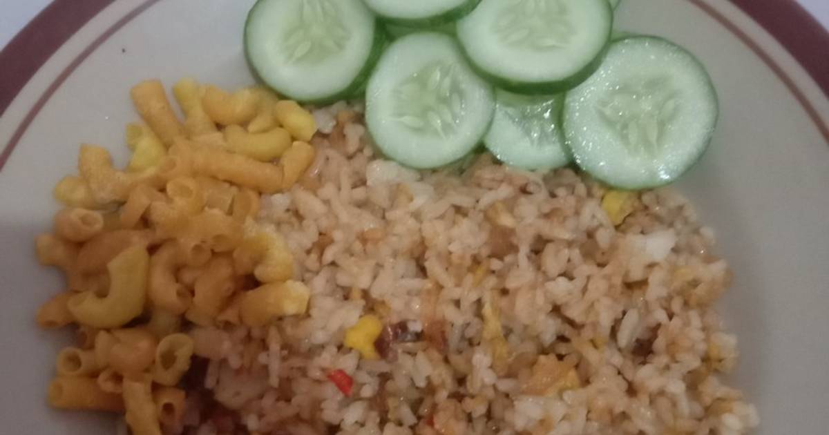 Resep Nasi goreng bumbu ulek oleh Kreasi By Mamah Zafran - Cookpad