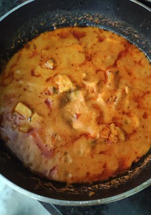 A picture of Paneer curry.