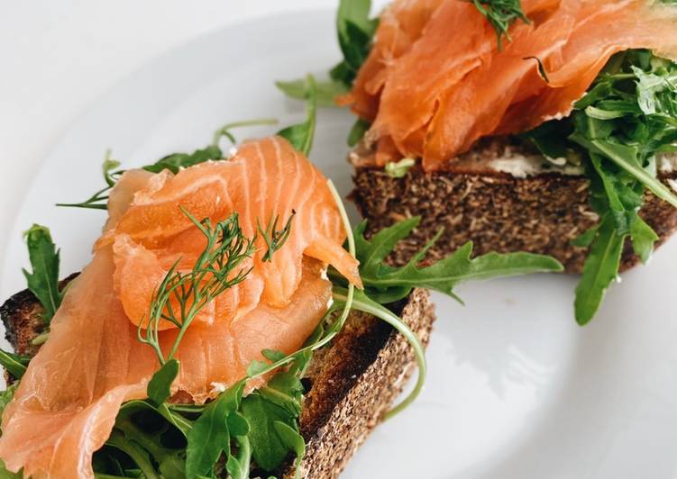 Easiest Way to Prepare Perfect Salmon and Garlic Cream Cheese Open Sourdough Sandwich