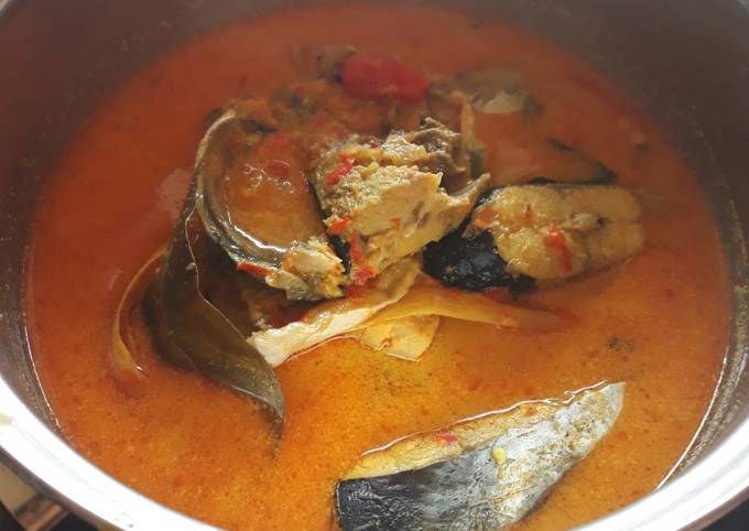 Ikan patin gulai pedass