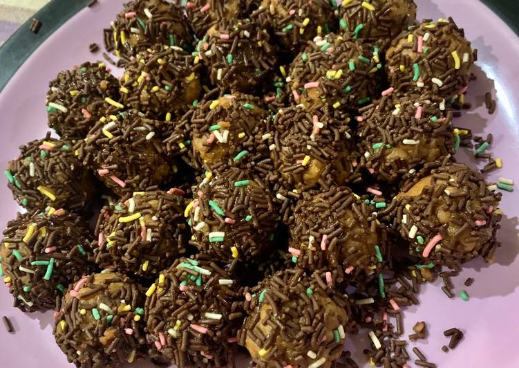 Resep Bola Coklat Tanpa Susu Kental Manis Anti Gagal