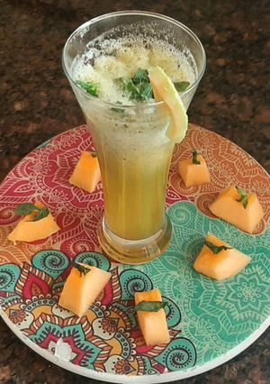 A picture of Muskmelon mojito.